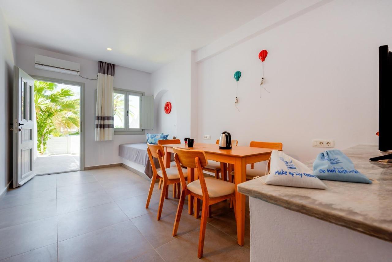 Sigalas Beach Hotel Kamári Extérieur photo