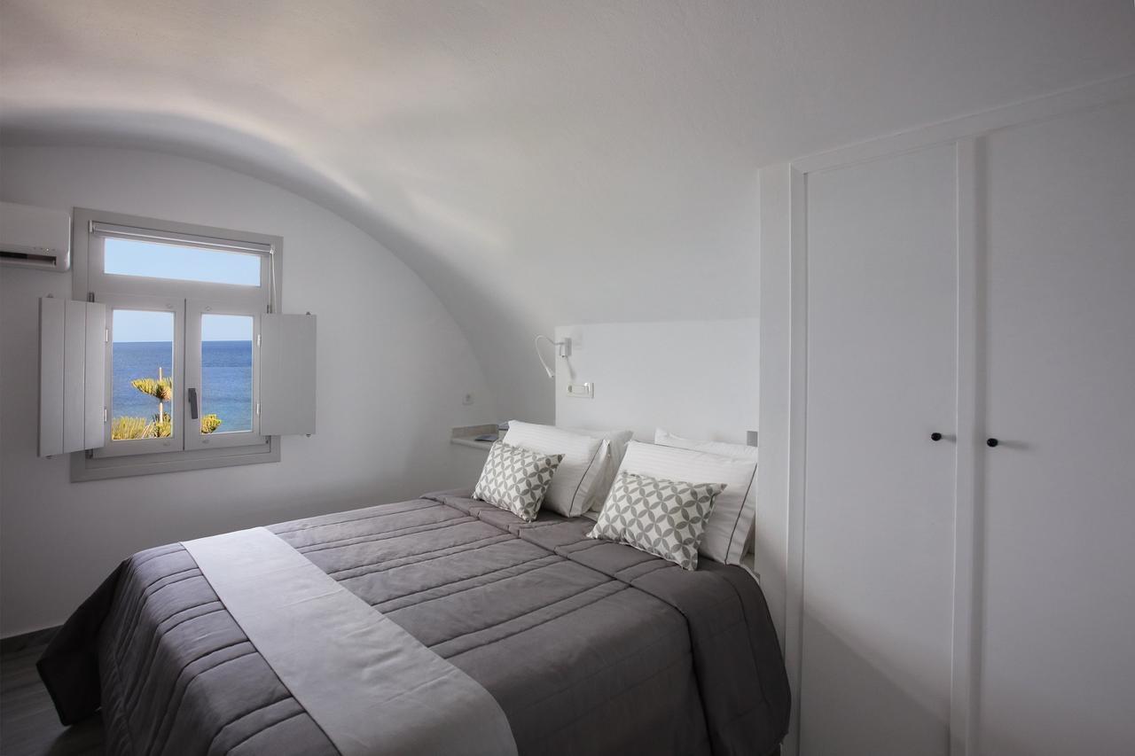 Sigalas Beach Hotel Kamári Extérieur photo