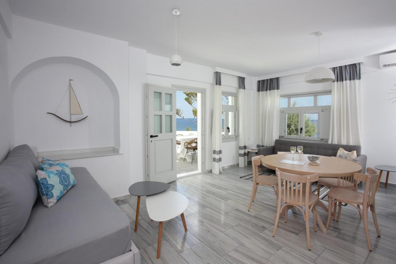 Sigalas Beach Hotel Kamári Extérieur photo