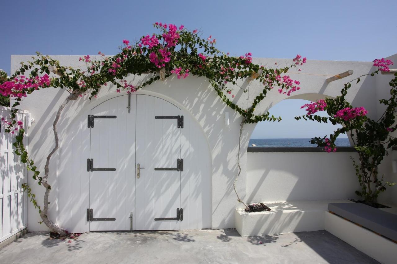 Sigalas Beach Hotel Kamári Extérieur photo