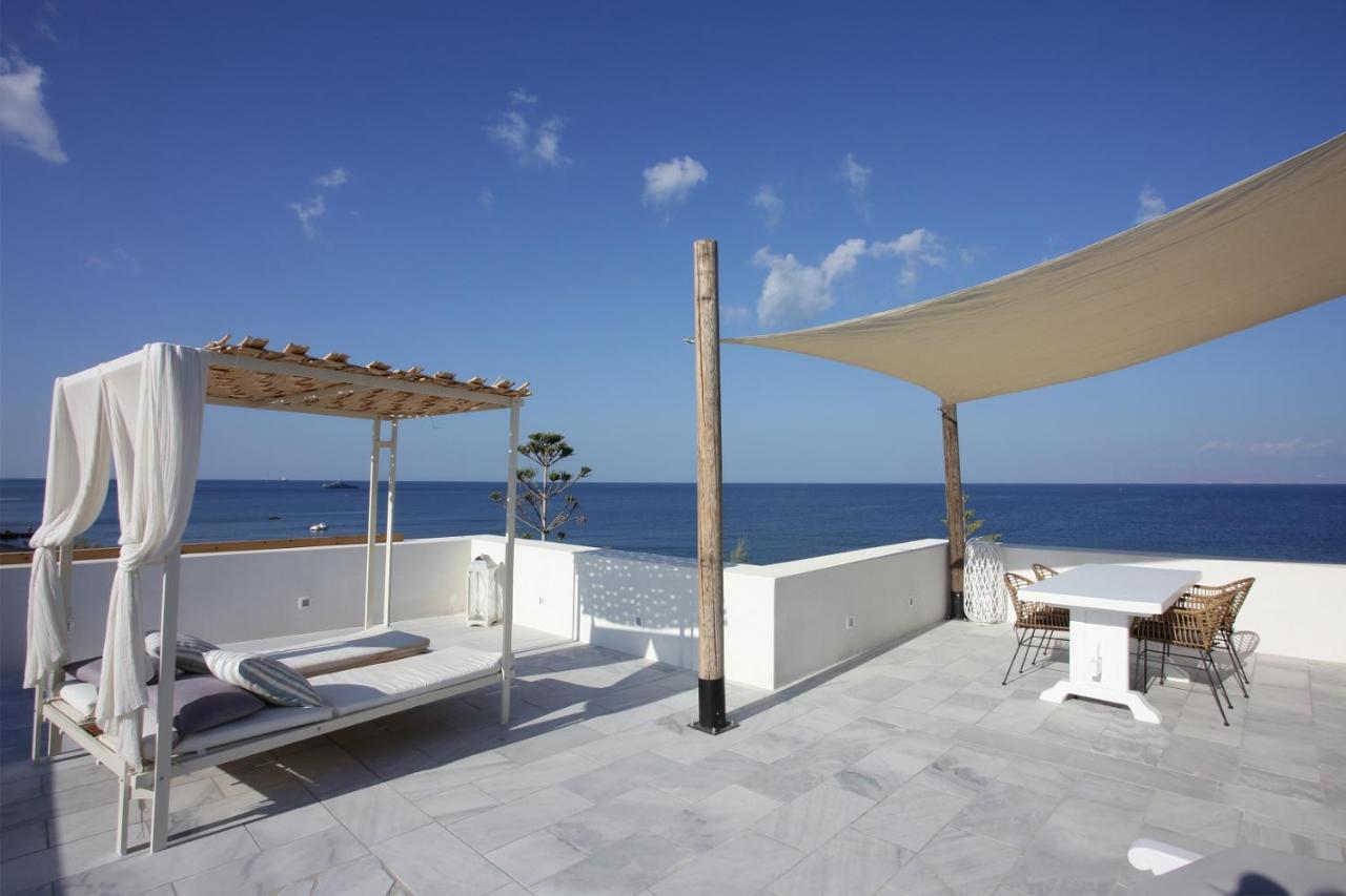 Sigalas Beach Hotel Kamári Extérieur photo